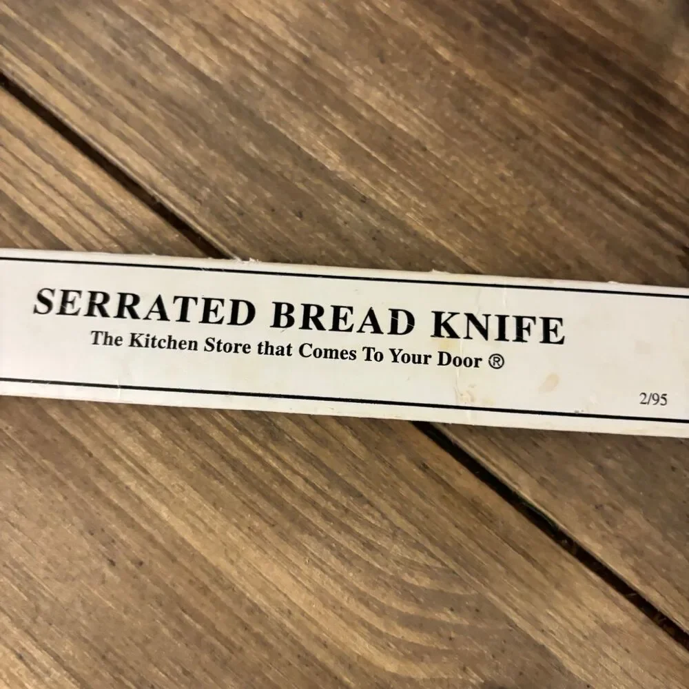 Vintage 1995 Pampered Chef Serrated Bread Knife 9” Stainless Steel